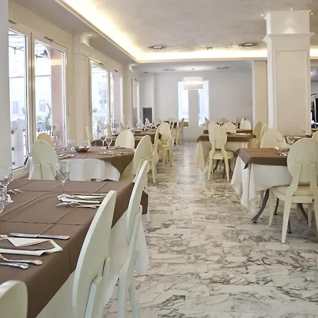 Aurora Hotel Rimini