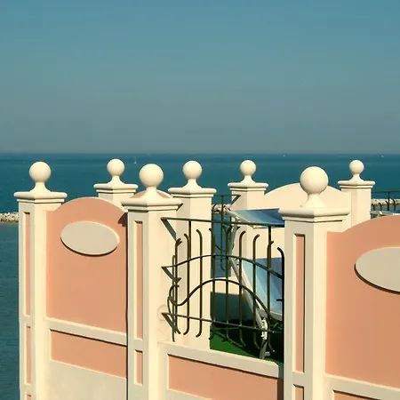 Aurora 3* Rimini