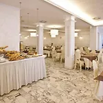 Aurora 3*