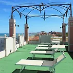 Aurora 3*
