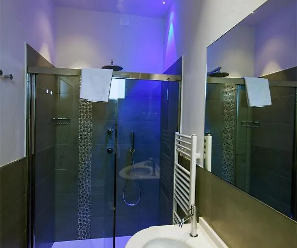 Aurora Hotel 3*