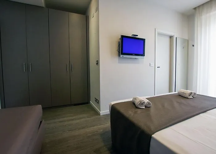 Hotel Aurora 3*