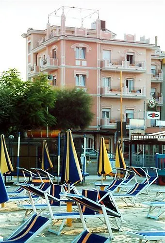 Aurora Hotel 3*