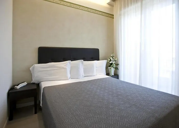 Aurora 3*